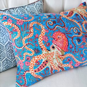 Octopus Isle - Eco Satin Pillowcase - Ocean Eyes